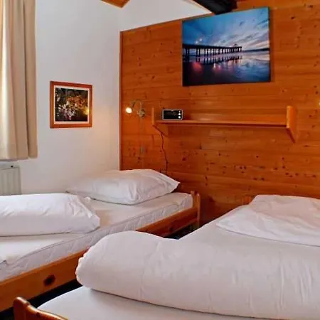 Oefingen 03 דירה באד דירהיים