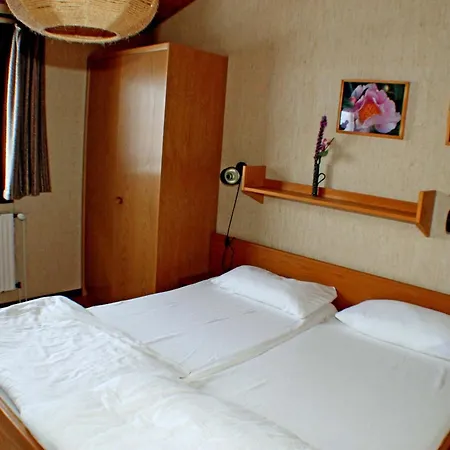 Oefingen 03 דירה באד דירהיים