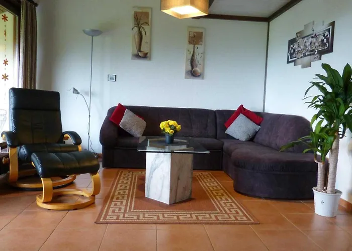 Oefingen 03 شقة *